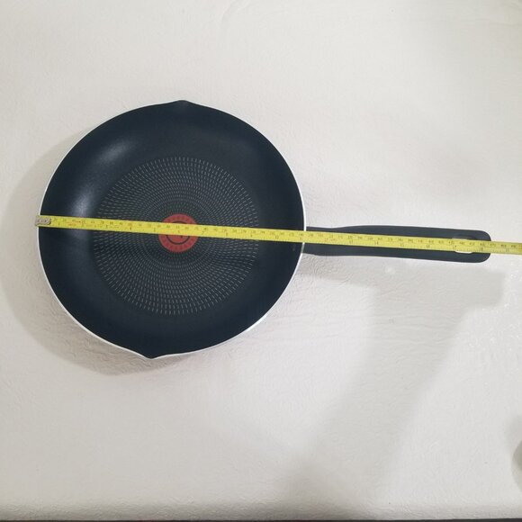T-Fal Red Heat Mastery Non-Stick11" Skillet Saute Fry Pan Pour Spout Sides - Picture 13 of 13